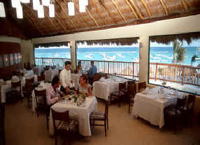 Grand Coco Bay Beach Resort Dining