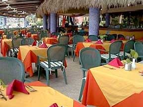 Reef Playacar Dining