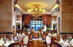 Riu Cancun Dining