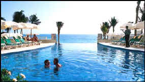 Riu Cancun Property